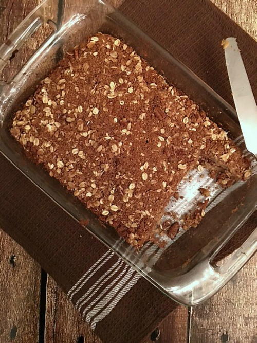 Old-Fashioned Cinnamon Crumb Cake