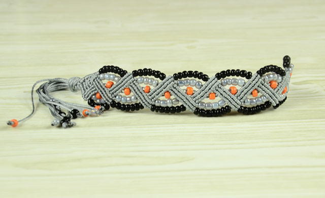 Herringbone Bracelet DIY Macrame Chevron Pattern | Macrame bracelet  patterns, Macrame jewelry tutorial, Macrame bracelets