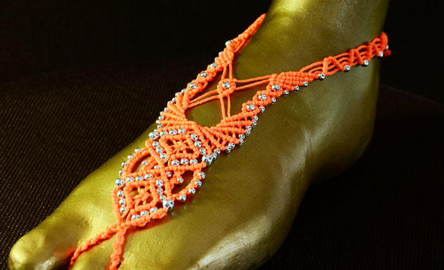 Toes in the Sand Macrame Sandals Pattern
