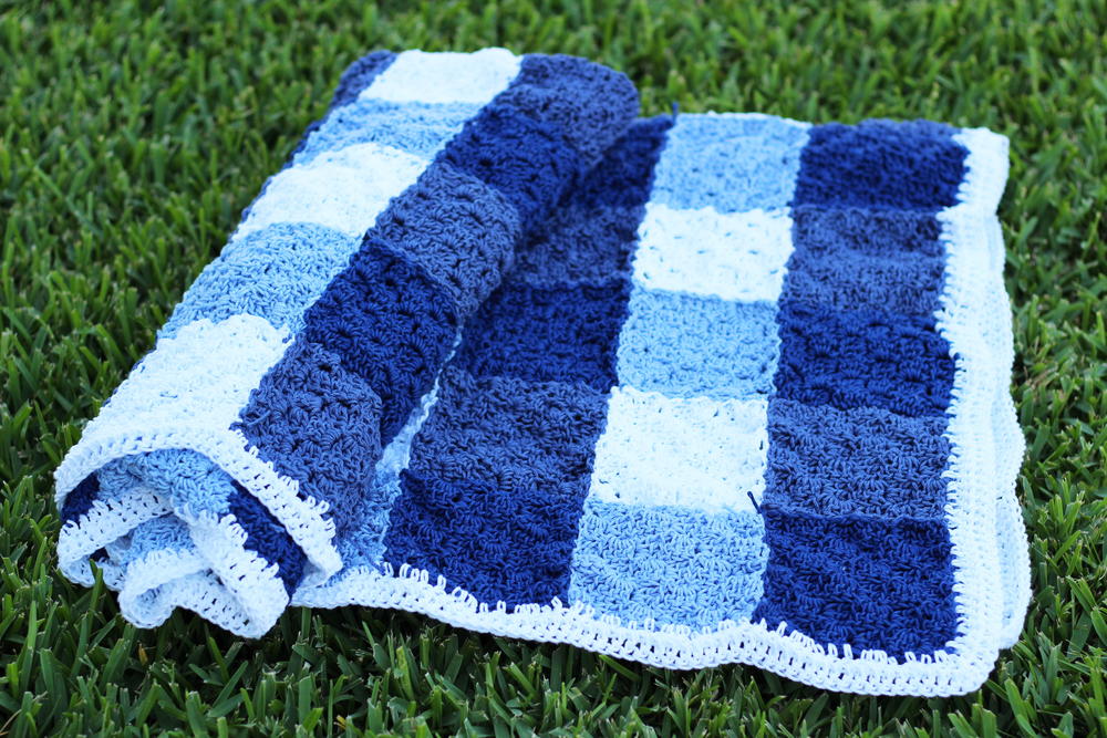 Crochet Gingham Picnic Blanket Afghan | AllFreeCrochet.com