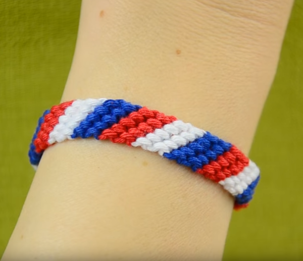 Candy stripe friendship deals bracelet