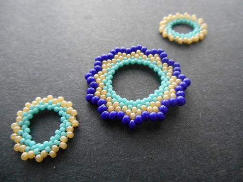 Circular Peyote Stitch Technique | AllFreeJewelryMaking.com