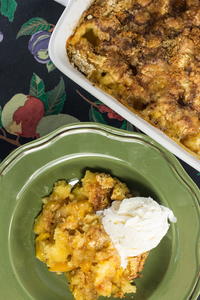 Pleasing Peach Cobbler Dump Cake