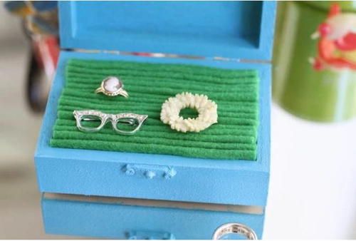 DIY Painted Jewelry Box