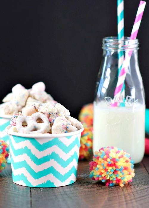 Birthday Cake Snack Mix