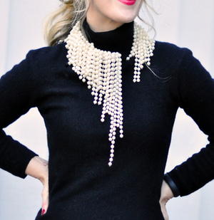 Parisian Chic Pearl Necklace
