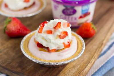 Mini Strawberry Peanut Butter Cheesecake Pies