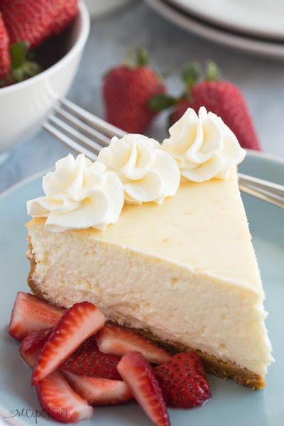 The Best Vanilla Cheesecake