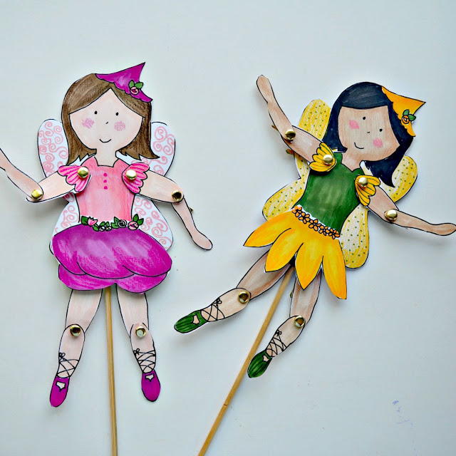 Play with Free Paper Dolls