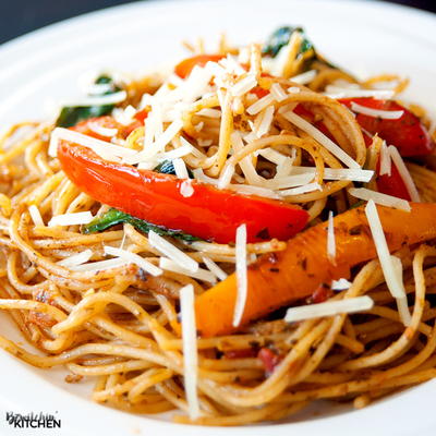 Tomato and Pesto Spaghettini