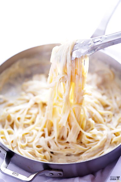 Lightened-Up Fettuccine Alfredo | FaveSouthernRecipes.com