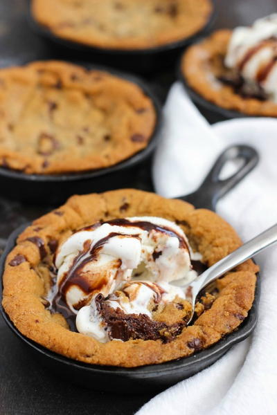 Chocolate Fudge Skillet Cookie