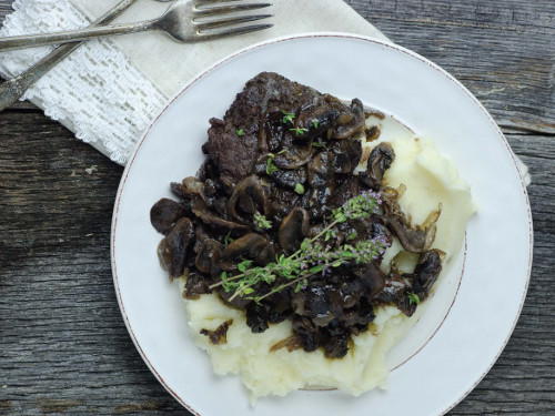 Salisbury Steak with Mushroom Sauce Cookstr.com Salisbury Steak with Mushroom Sauce Cookstr.com