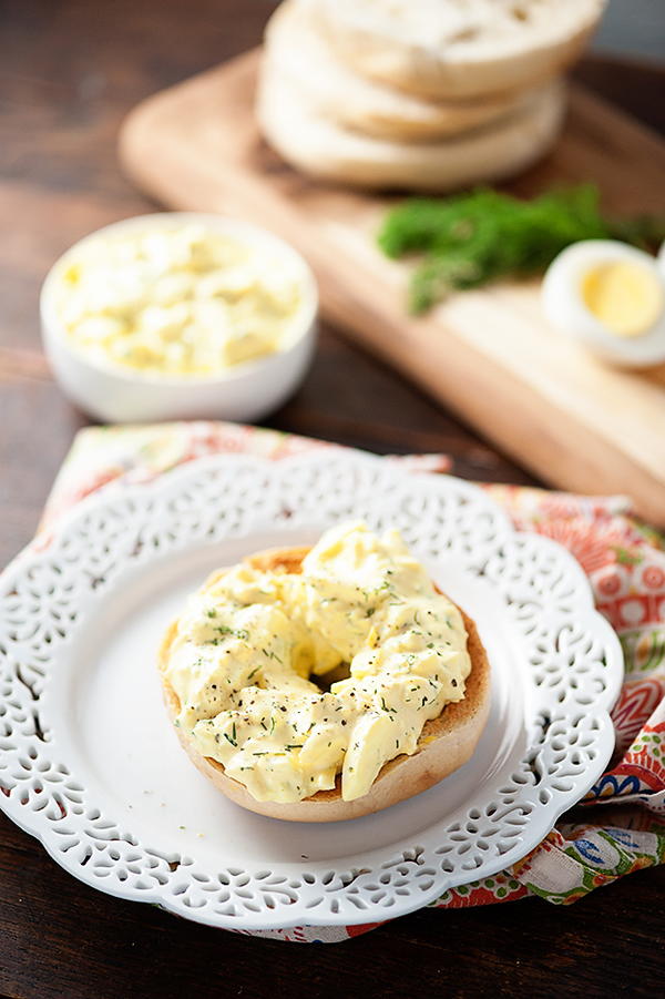 Horseradish Egg Salad Bagels