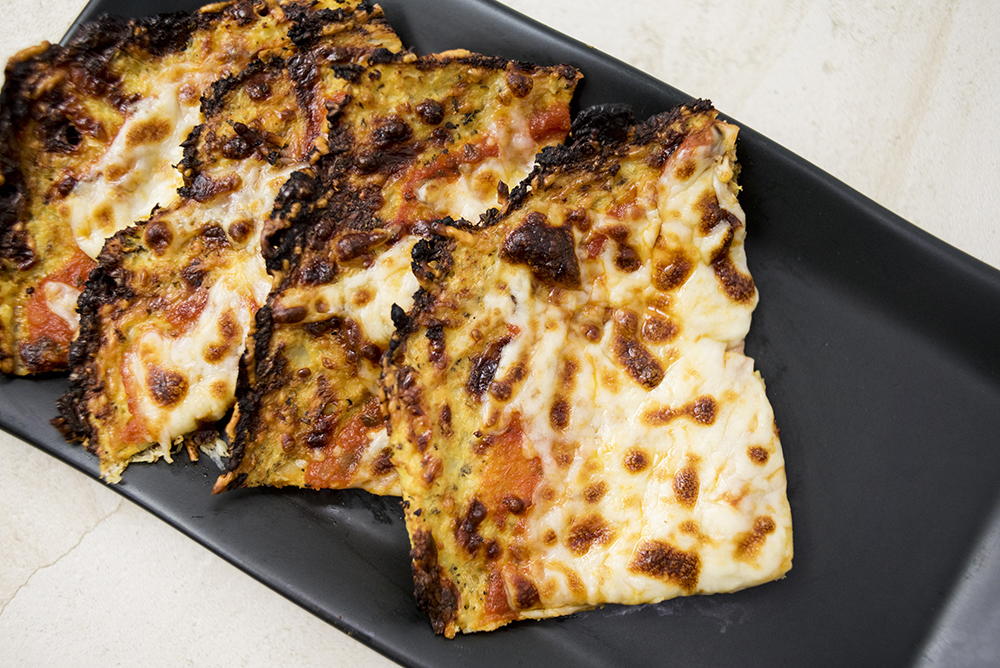 How to Make a Gluten Free Cauliflower Pizza Crust