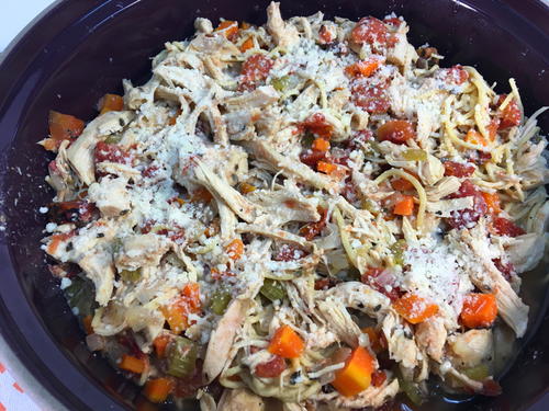 Easy Slow Cooker Chicken and Spaghetti