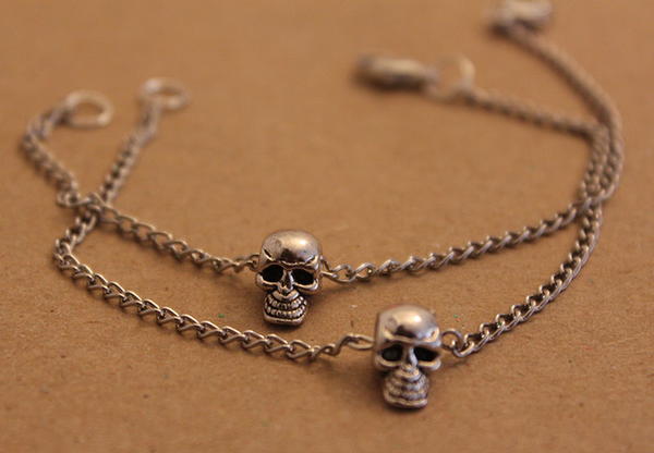 Delicate Skull DIY Bracelet