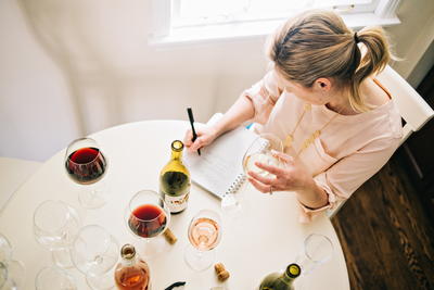 Wine Tasting 101 How To Taste Wine Thewinebuyingguide Com