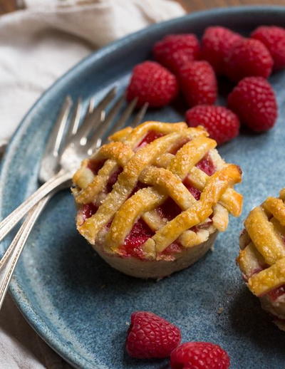 Mini Raspberry Pies | FaveSouthernRecipes.com