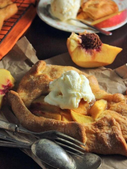 Open Faced Peach Pies | FaveSouthernRecipes.com