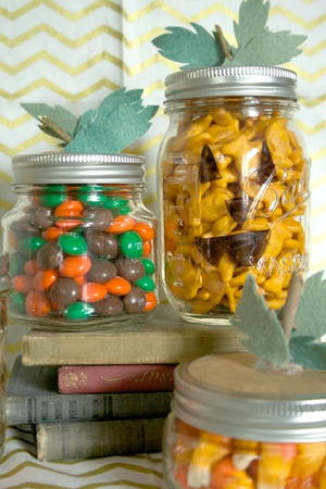 Candy-riffic DIY Mason Jars