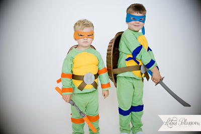 Teenage Mutant Ninja Turtle DIY Costumes