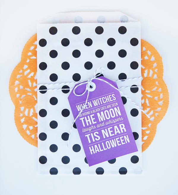 Retro Printable Halloween Labels