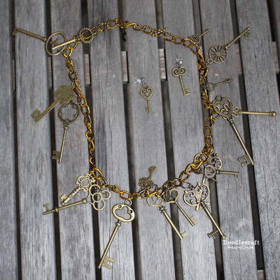 Steampunk Key DIY Necklace