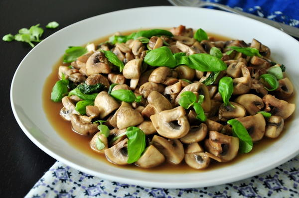 Basil Mushroom With Ponzu