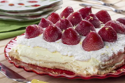Strawberry-Lemon Cream Puff Cake