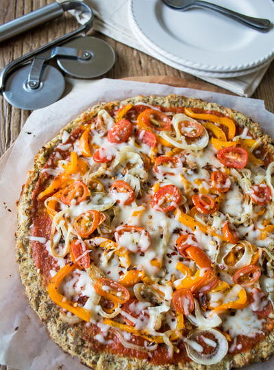 Cauliflower Crust Pizza with Veggies