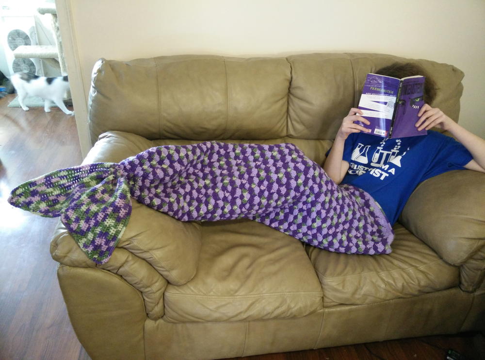 Purple Mermaid Lapghan