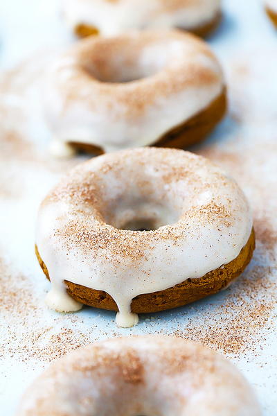 3-Ingredient Baked Pumpkin Donuts