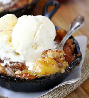 Easy Old Fashioned Peach Cobbler
