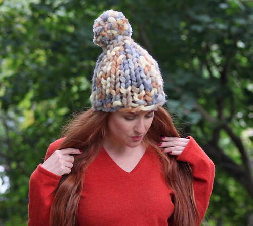 Easy Chunky Pom Pom Hat