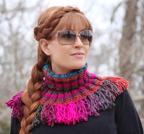 Groovy Tassel Cowl Pattern