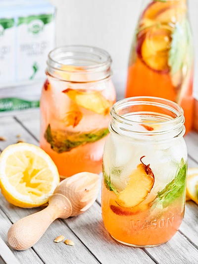 Peach Lemonade White Wine Spritzer