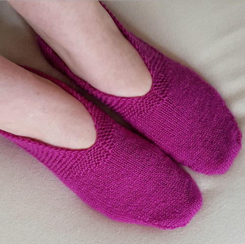 Magic Geranium Slippers