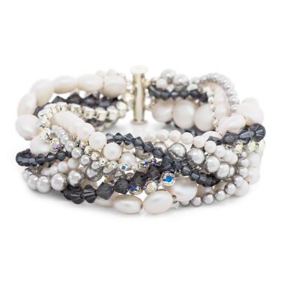 Out on the Town Pearl Bracelet