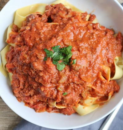Slow Cooker Bolognese Sauce With Pappardelle
