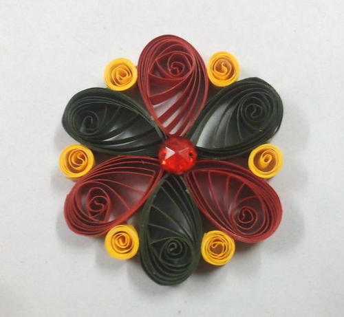 Simple Quilled Flower Embellishment