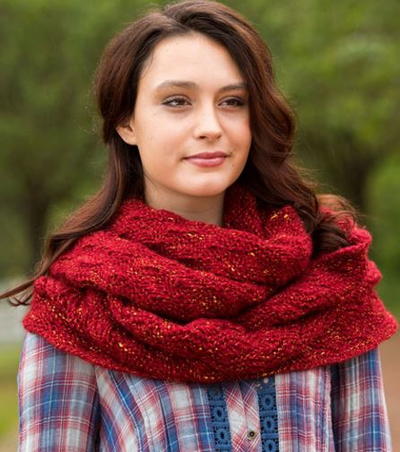 Garter and Lace Knit Cowl Pattern