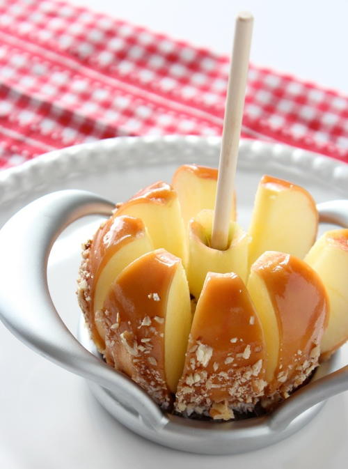 Halloween Homemade Caramel Apples