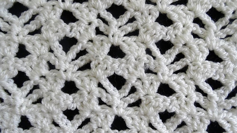 12 Crochet Projects That Only Use a Chain Stitch