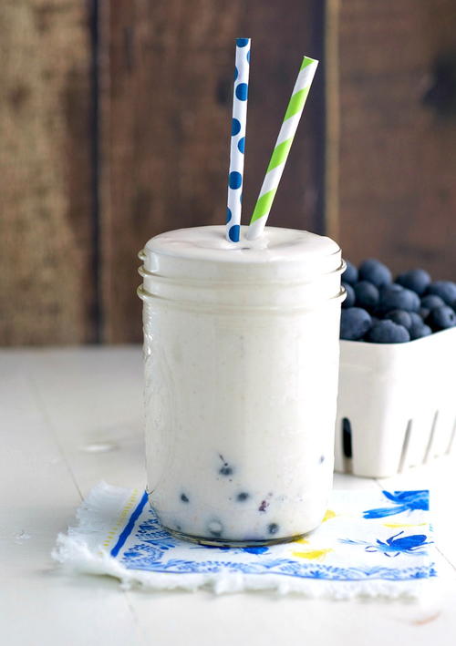 Blueberry Muffin Protein Smoothie