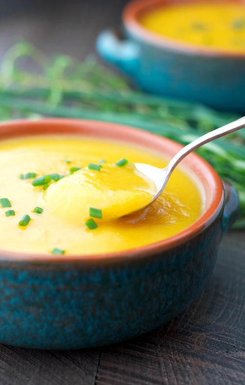 How to Make Roasted Butternut Squash Soup | RecipeLion.com