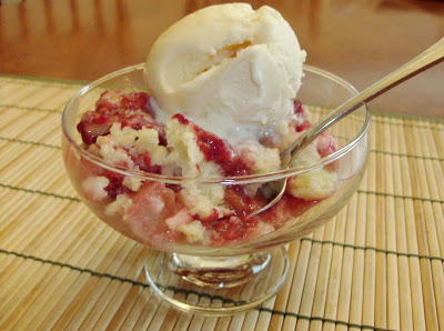 Summer Strawberry Rhubarb Cobbler