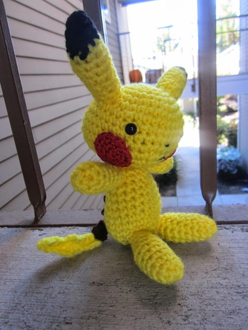 Playful Pikachu-Inspired Amigurumi