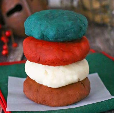 Holiday Homemade Playdough Recipe