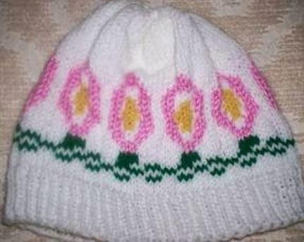 Colorwork Flower Knit Beanie